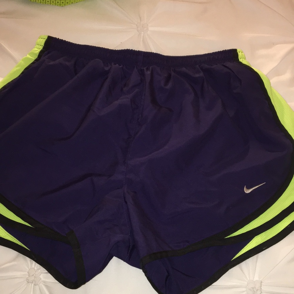 Women’s Dry-Fit Nike Shorts Size M